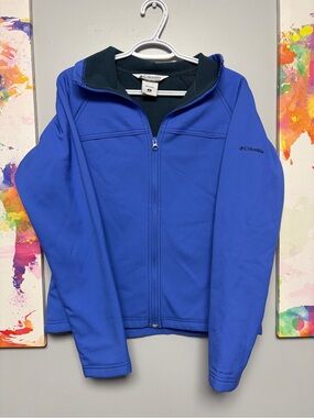 Columbia size medium Women's gorgeous Blue Jacket